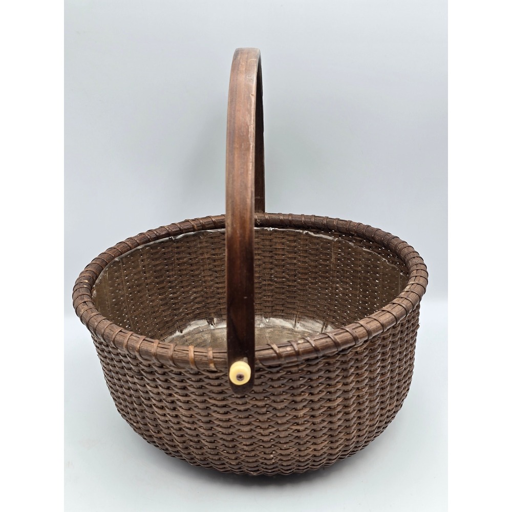 Nantucket‎ Wicker Basket Home Decor Medium Brown Good Round Wood Handle Liner